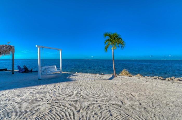 Apartment 410-gorgeous Views, Waterfront, Wifi, Pool And Close To Bucs Stadium Tampa