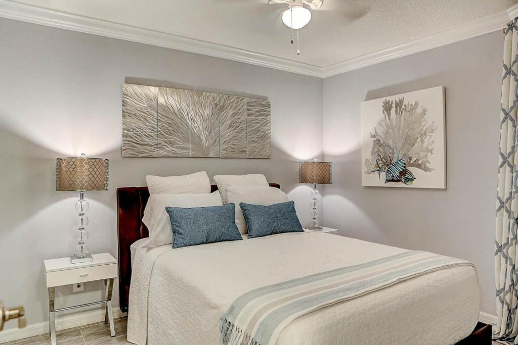 410-gorgeous Views, Waterfront, Wifi, Pool And Close To Bucs Stadium Apartment Tampa